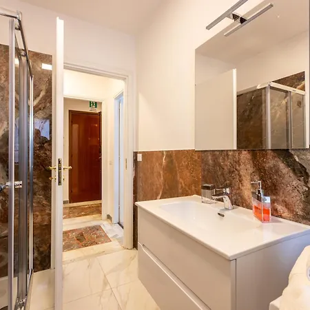 Flower Lejlighed Rom